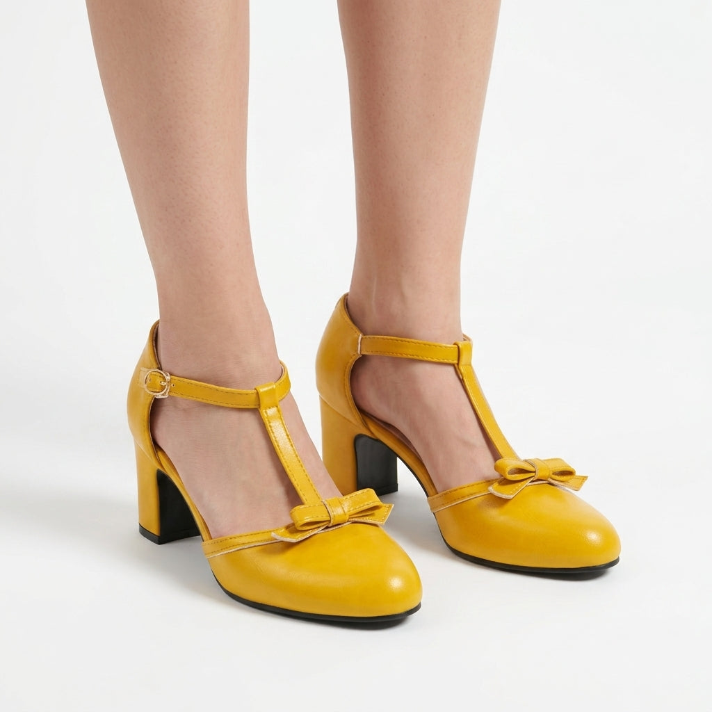 Women’s Classic Low-Key Walking Heels With Refined Silhouette