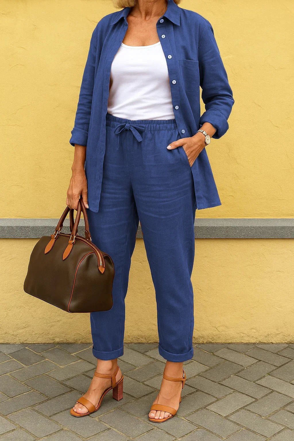 Antonina | Zestaw damski z bluzką i spodniami z długim rękawem - Kup online w Loafis