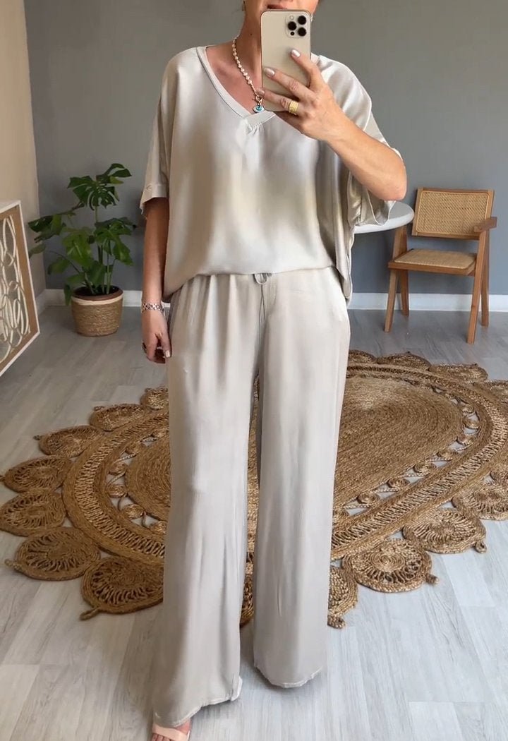 Elena | Casual dwuczęściowy zestaw z okrągłym dekoltem - Kup online w Loafis