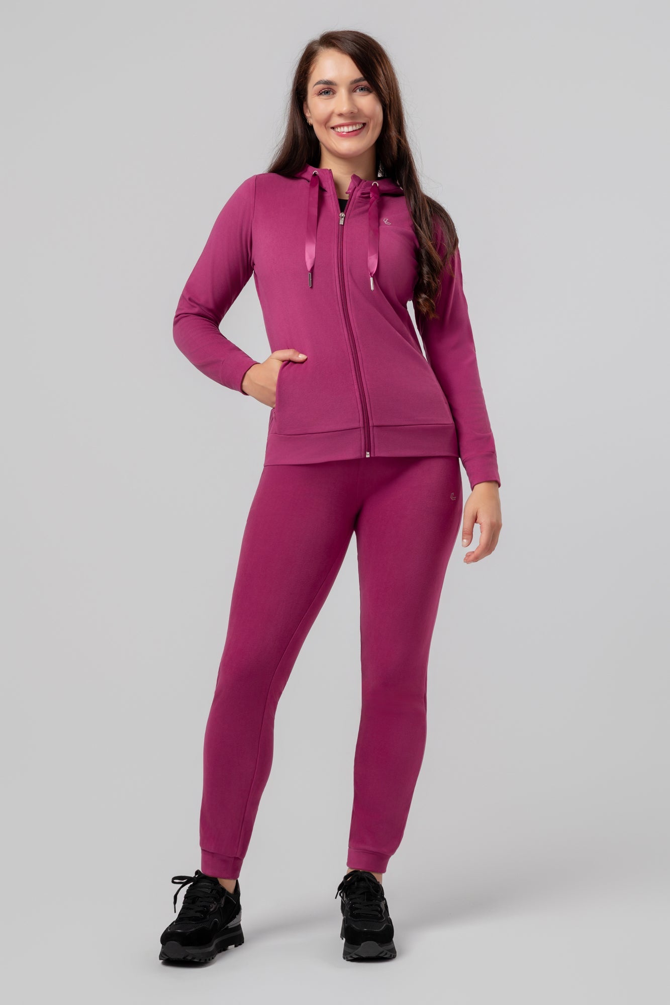Rozpinana bluza Supercomfort Dessa - Kup online w Zorah