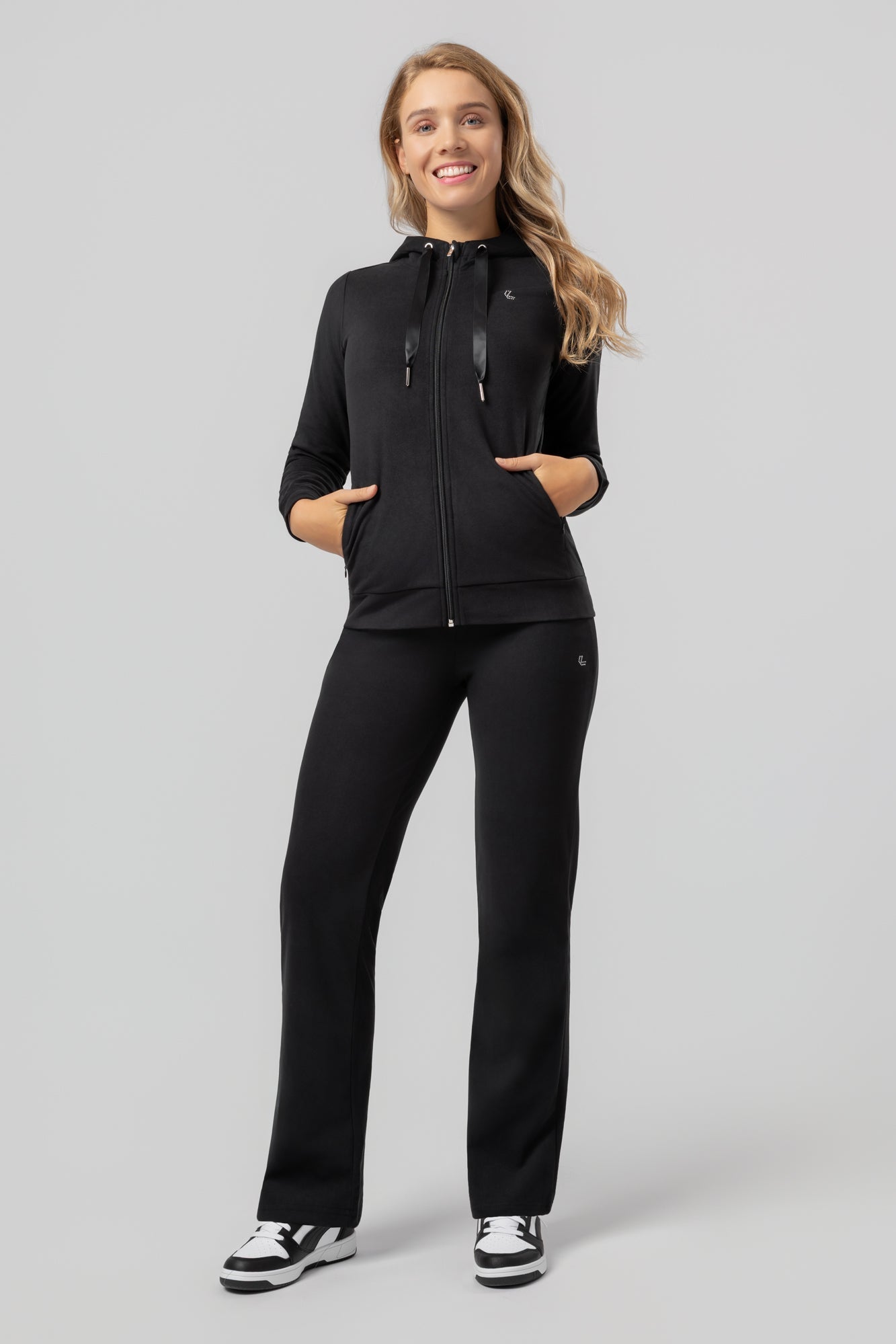 Rozpinana bluza Supercomfort Latifah - Kup online w Zorah