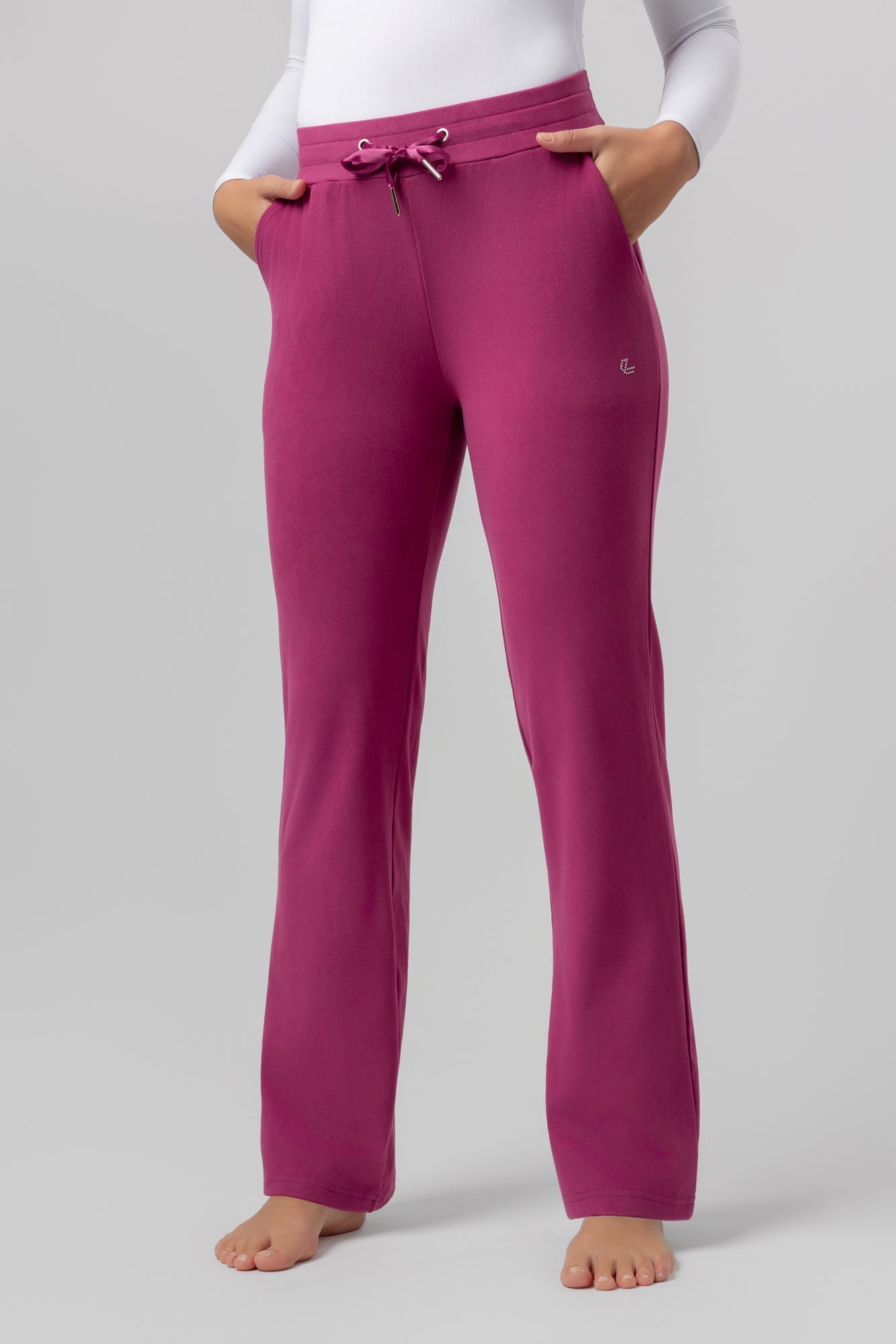 Spodnie dresowe Supercomfort Relaxed Dessa - Kup online w Zorah