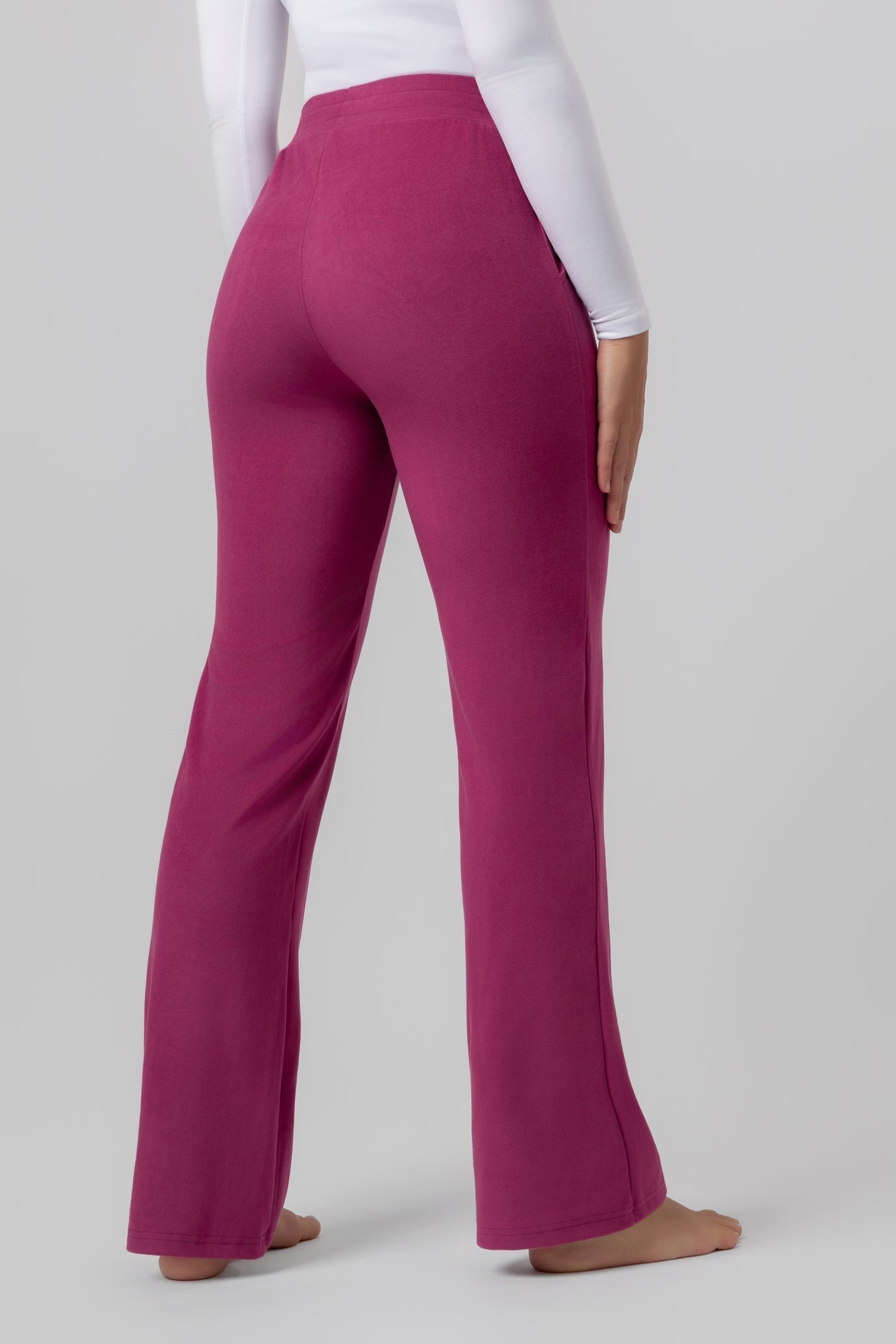 Spodnie dresowe Supercomfort Relaxed Dessa - Kup online w Zorah