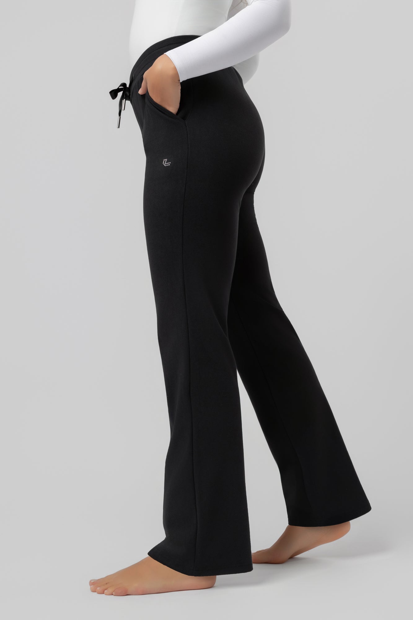 Spodnie dresowe Supercomfort Relaxed Latifah - Kup online w Zorah