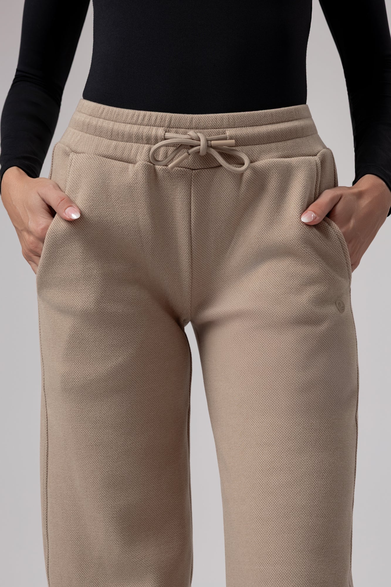 Spodnie dresowe Supercomfort Saweetie - Kup online w Zorah