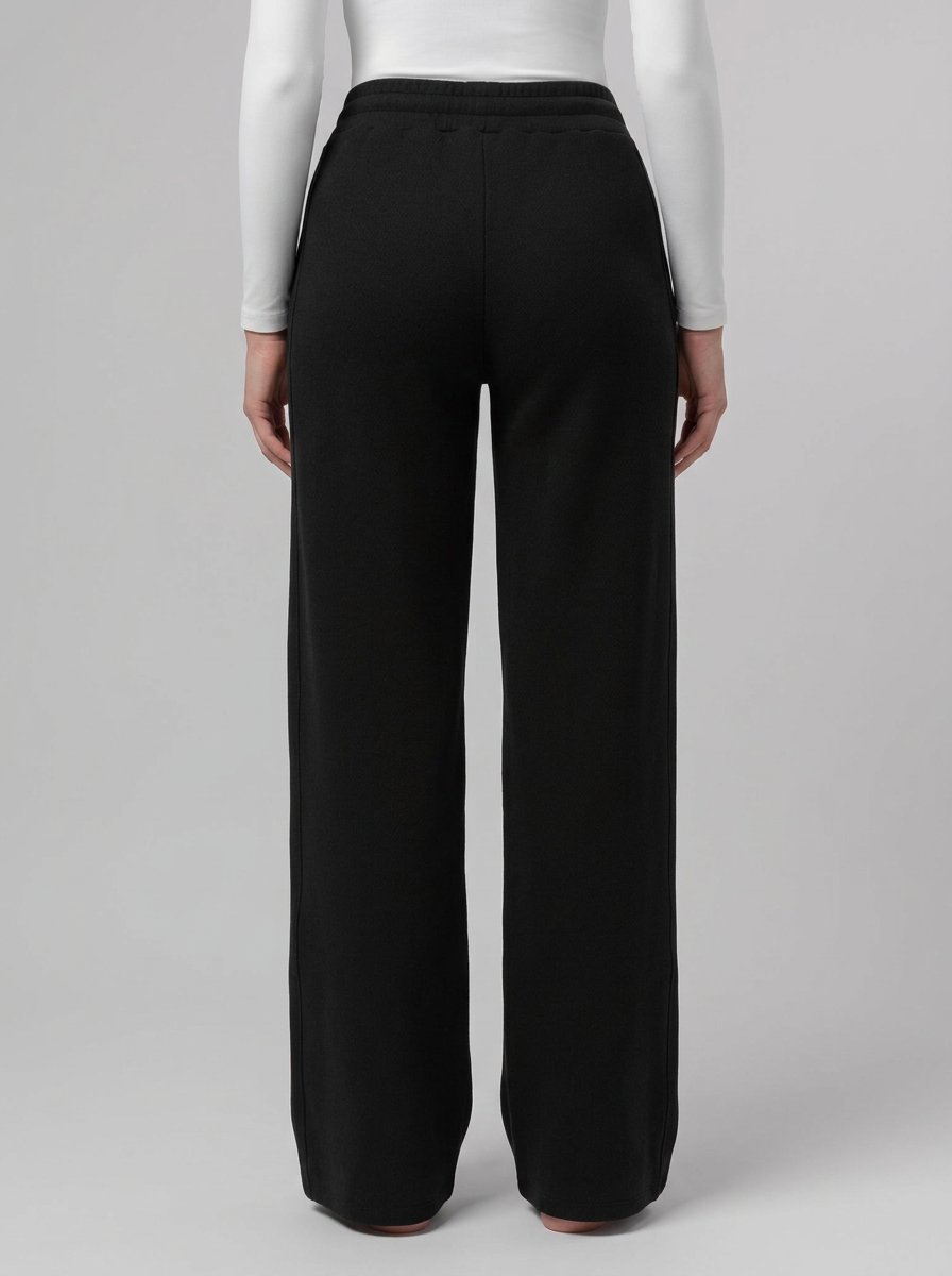 Women’s Straight-Leg Sweatpants in Three Length Options