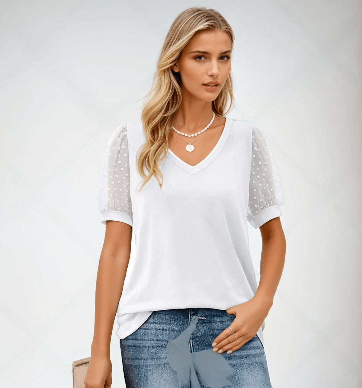 Lara | Elegancki top z dekoltem w kształcie litery V - Kup online w Loafis