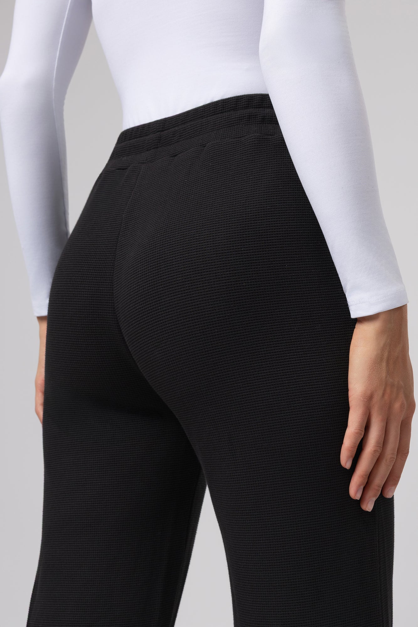 Spodnie dresowe Supercomfort Relaxed Juniper - Kup online w Zorah