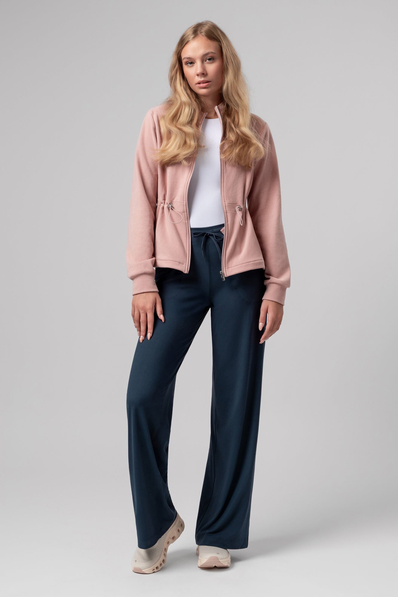 Spodnie dresowe Supercomfort Relaxed Kary - Kup online w Zorah