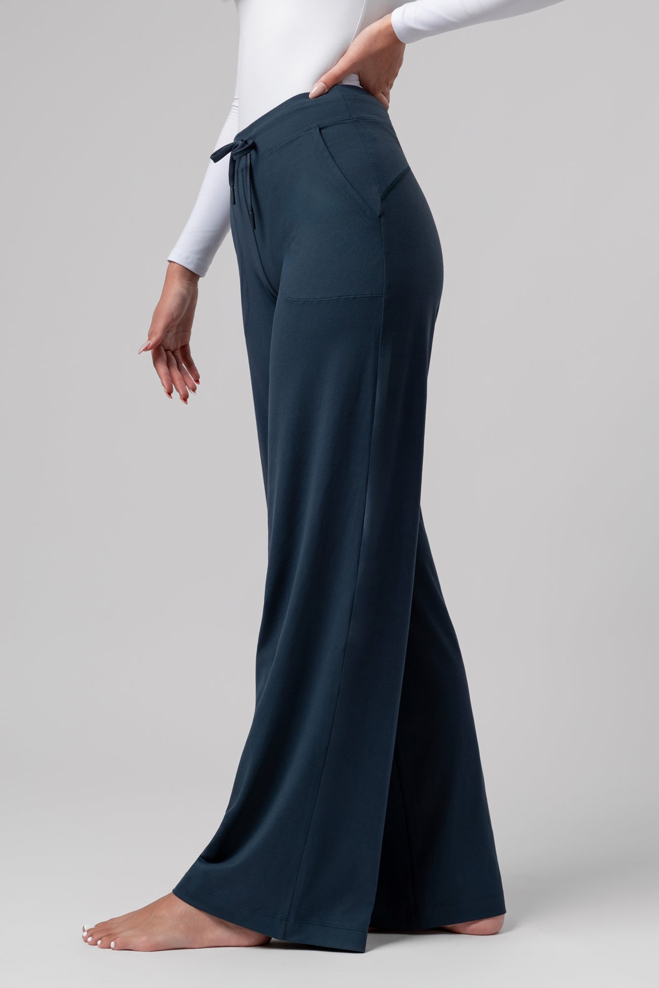 Spodnie dresowe Supercomfort Relaxed Kary - Kup online w Zorah