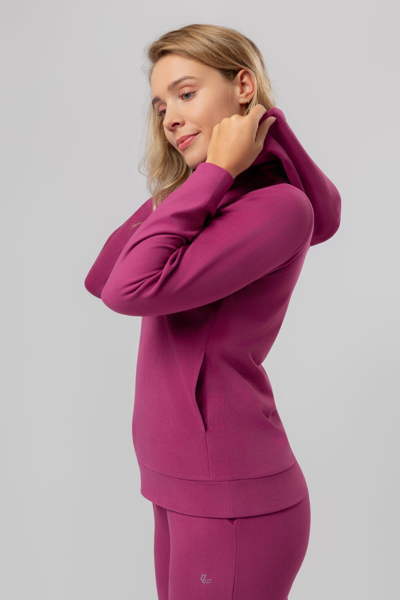 Sweter Supercomfort Dessa - Kup online w Zorah